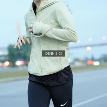 Runner Photo 2074367
