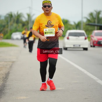 Runner Photo 2074380