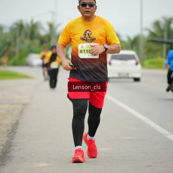 Runner Photo 2074427