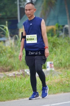Runner Photo 2074434