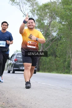 Runner Photo 2074462