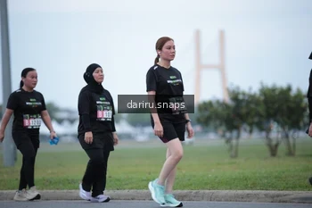 Runner Photo 2074471
