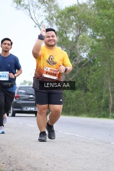 Runner Photo 2074480