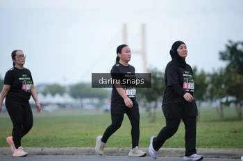 Runner Photo 2074487