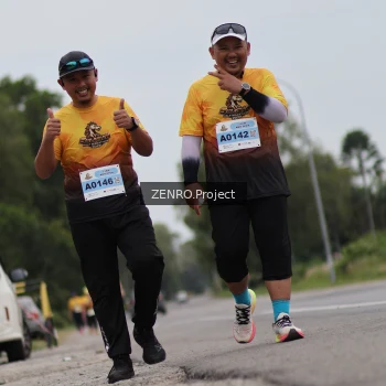 Runner Photo 2074577