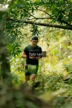 Runner Photo 2074594