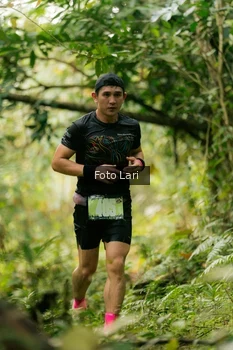 Runner Photo 2074602