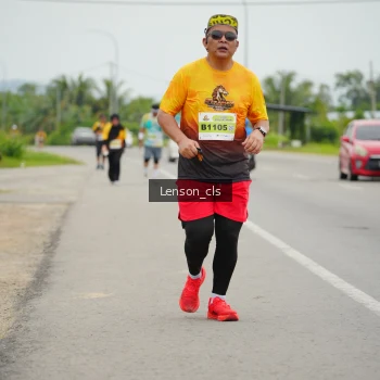 Runner Photo 2074632