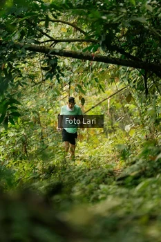 Runner Photo 2074641