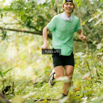 Runner Photo 2074670