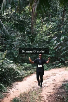 Runner Photo 2074676