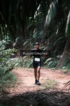 Runner Photo 2074727