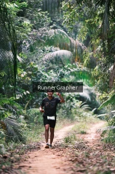 Runner Photo 2074746