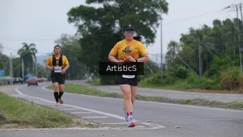 Runner Photo 2074777