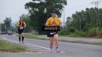 Runner Photo 2074784