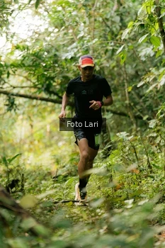 Runner Photo 2074832