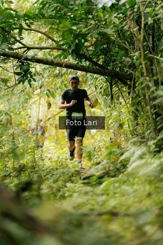 Runner Photo 2074886