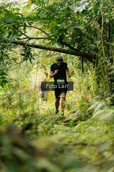 Runner Photo 2074891