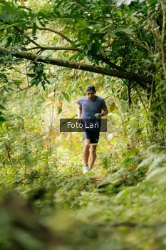 Runner Photo 2074931