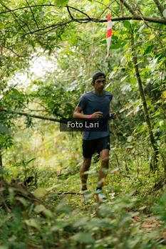 Runner Photo 2074970
