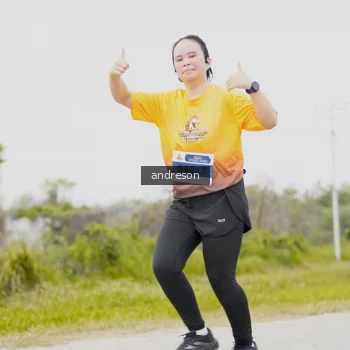 Runner Photo 2075035