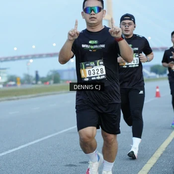 Runner Photo 2075073