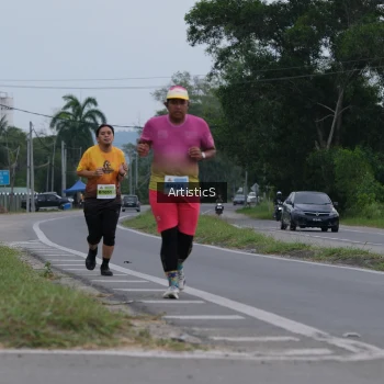 Runner Photo 2075081