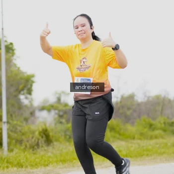 Runner Photo 2075109