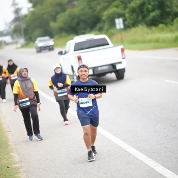 Runner Photo 2075157