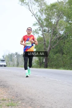 Runner Photo 2075192