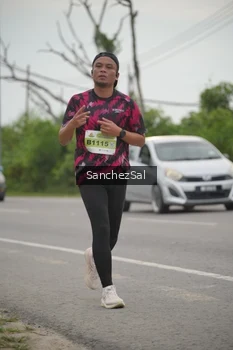 Runner Photo 2075209