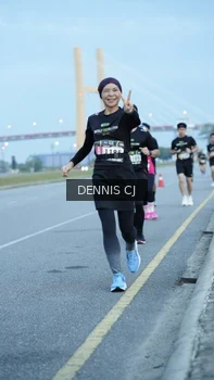 Runner Photo 2075287
