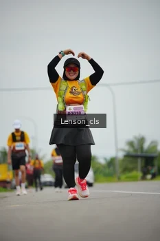 Runner Photo 2075311