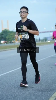 Runner Photo 2075361