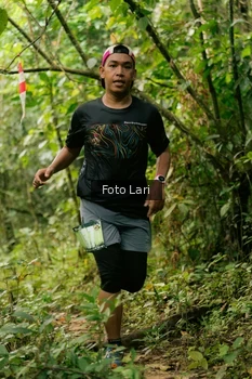 Runner Photo 2075416