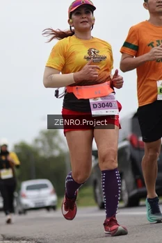 Runner Photo 2075435
