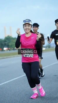Runner Photo 2075441