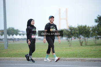 Runner Photo 2075539