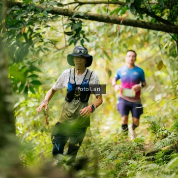 Runner Photo 2075550