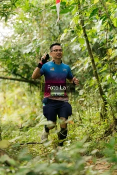 Runner Photo 2075596