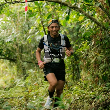 Runner Photo 2075675