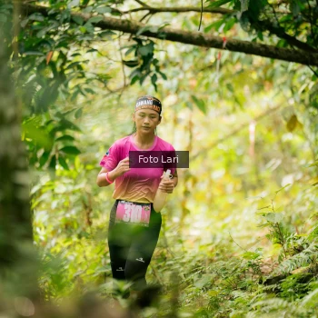 Runner Photo 2075714