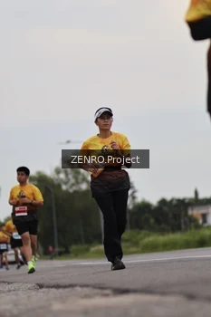 Runner Photo 2075738