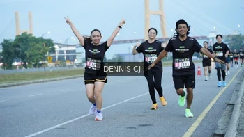 Runner Photo 2075751