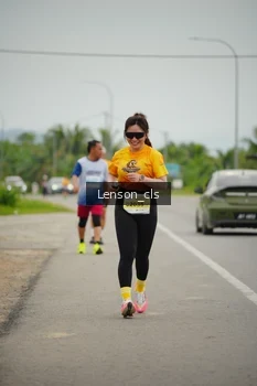 Runner Photo 2075796