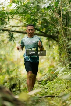 Runner Photo 2075806