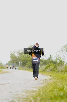 Runner Photo 2075811
