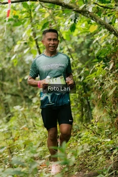 Runner Photo 2075830