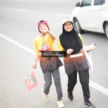 Runner Photo 2075857