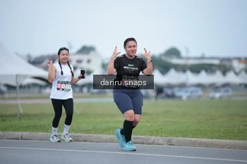 Runner Photo 2075870